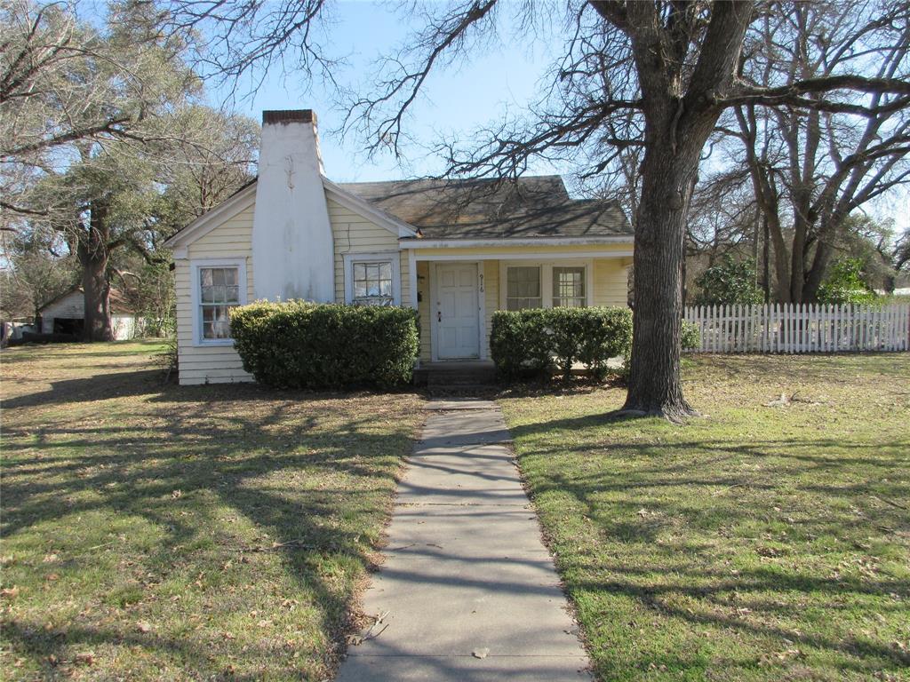 916 Ward Property Photo 1