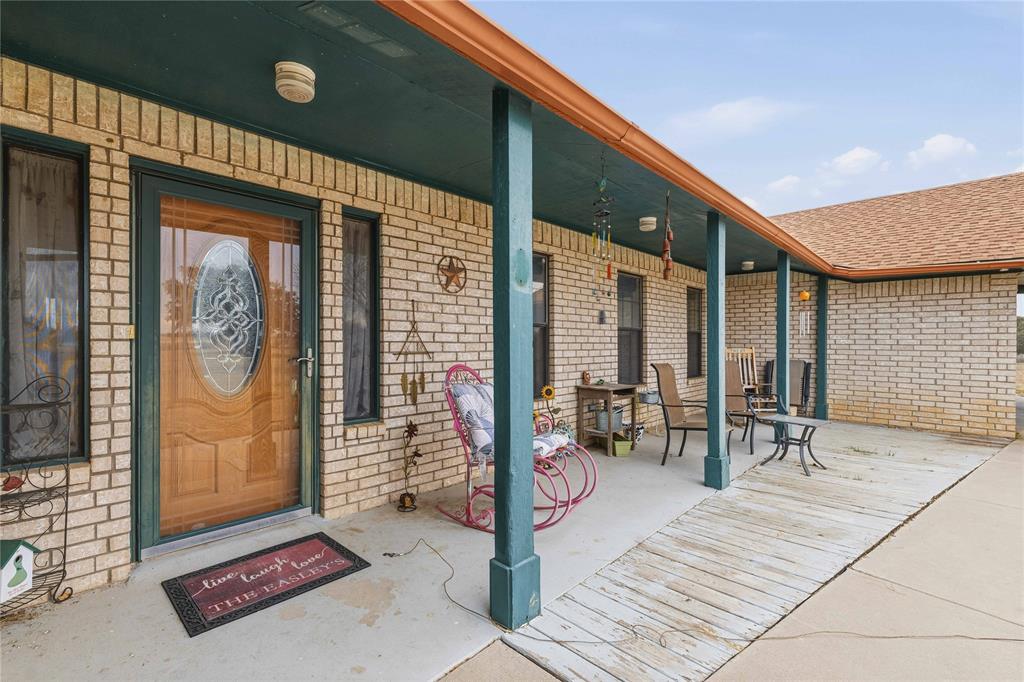 9500 Highway 377 Property Photo 2