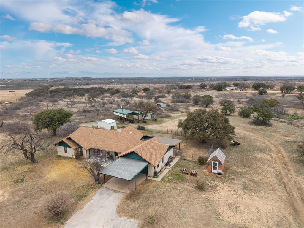 9500 Highway 377 Property Photo 25