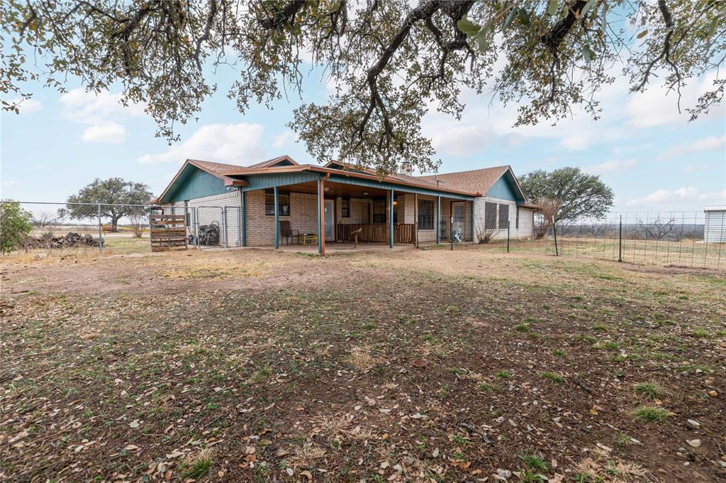 9500 Highway 377 Property Photo 34