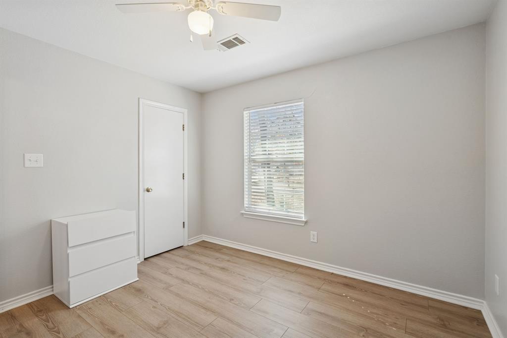 1408 Riverside Drive Property Photo 19