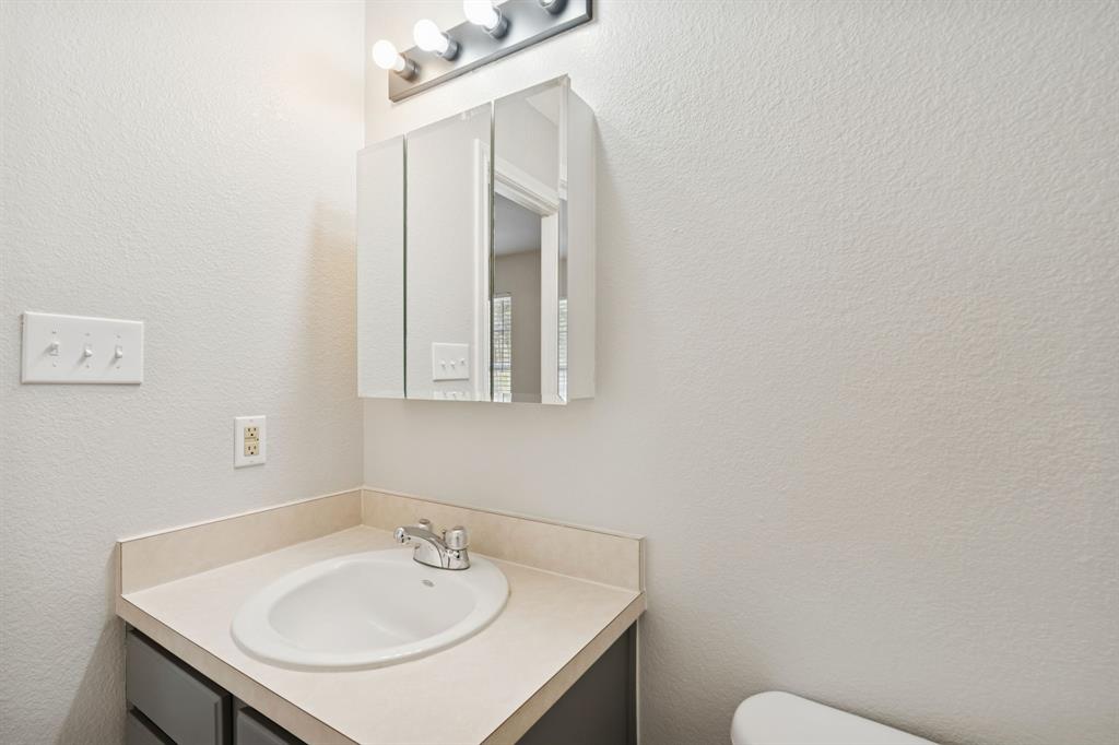 1408 Riverside Drive Property Photo 21