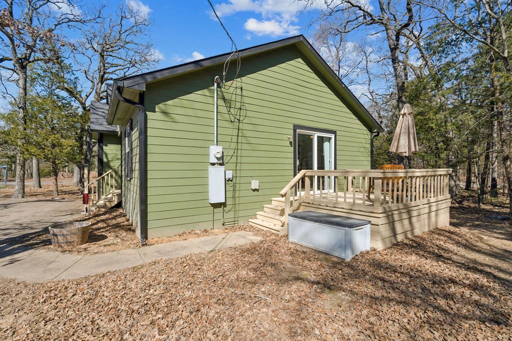 1408 Riverside Drive Property Photo 23