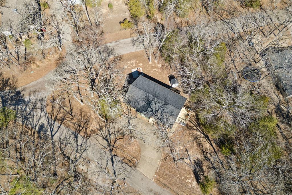 1408 Riverside Drive Property Photo 29