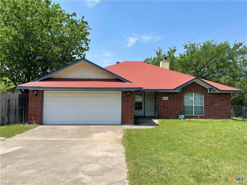 3908 Lakecliff Drive Property Photo 1