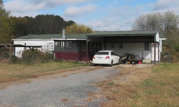 9916 Larry Drive Property Photo 2