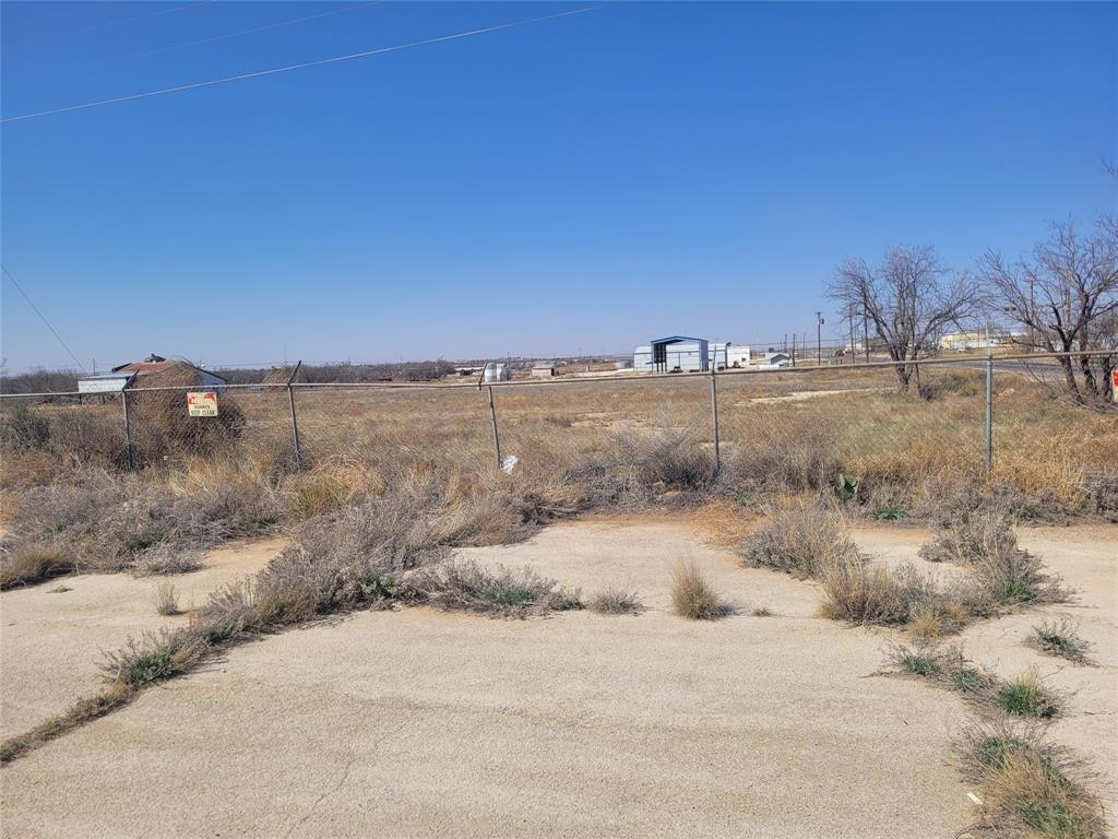 2182 S State Highway 208 Property Photo 8