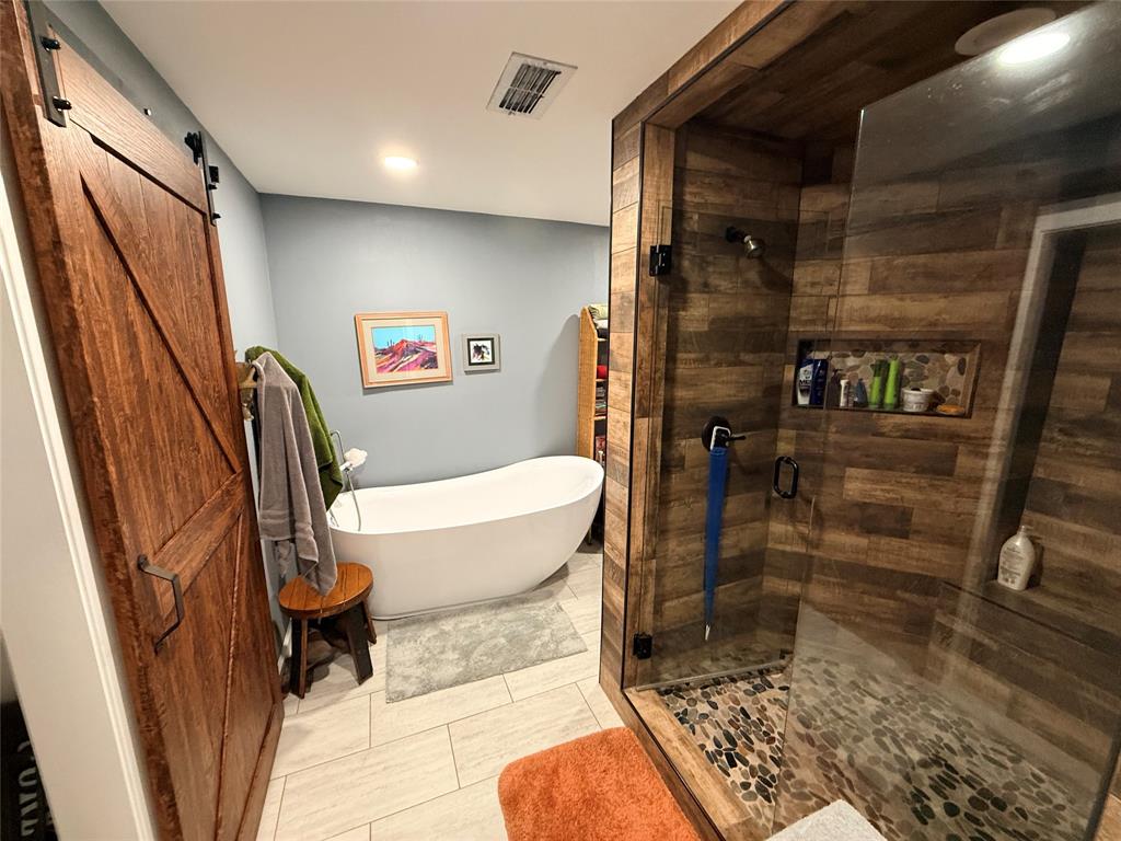 351 Bosque Bend Lane Property Photo 18