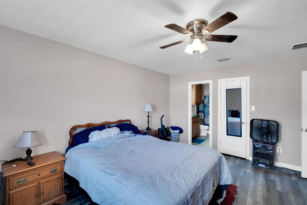 106 W Adair Street Property Photo 4
