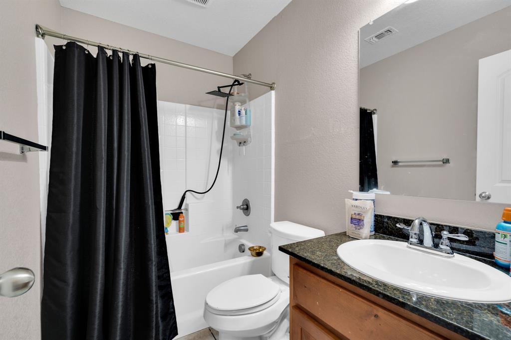 106 W Adair Street Property Photo 18