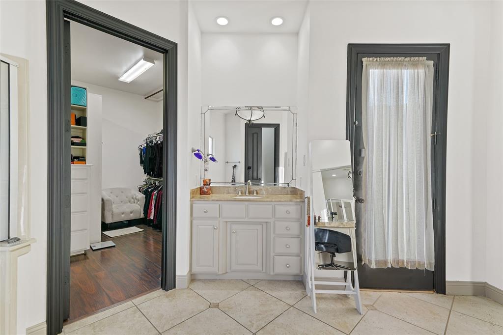 3310 Collard Road Property Photo 18