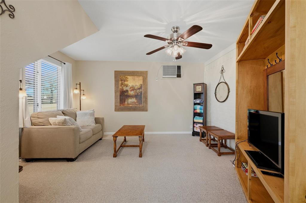 231 Cayuga Trail Property Photo 15