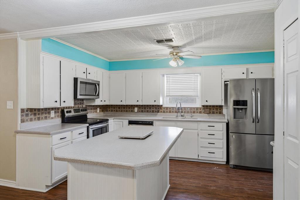 1729 Elliot Drive Property Photo 8