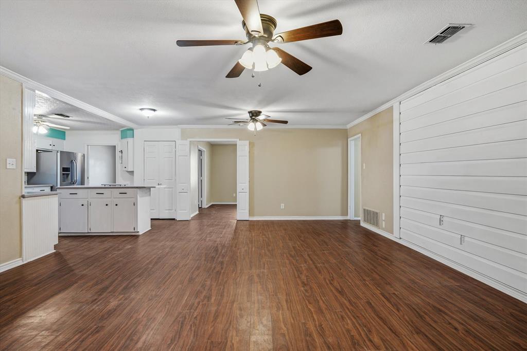 1729 Elliot Drive Property Photo 11