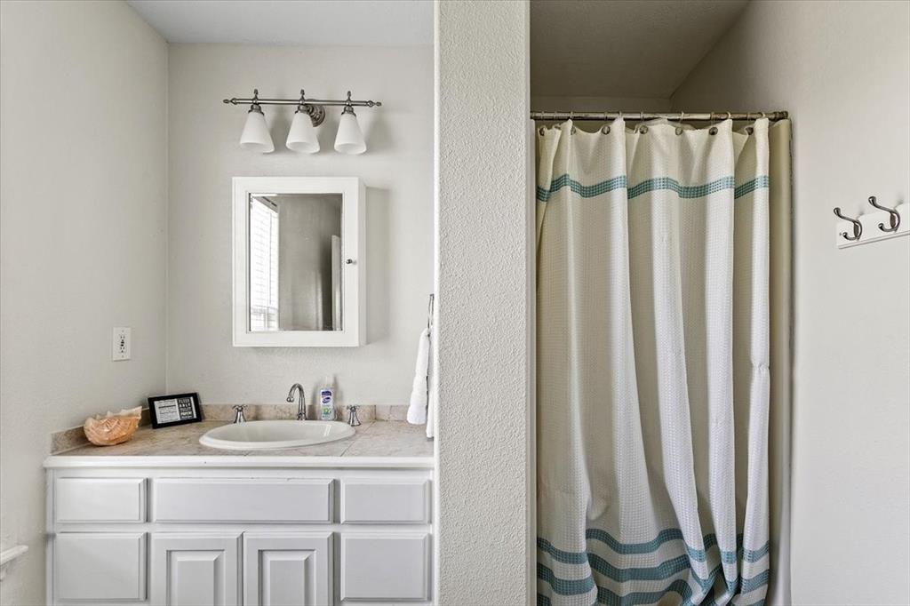 3240 Castle Drive Property Photo 21