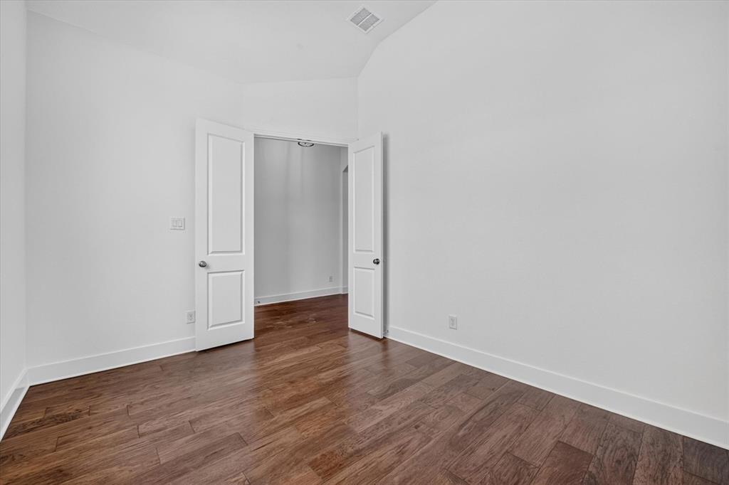 7828 Pondview Lane Property Photo 16