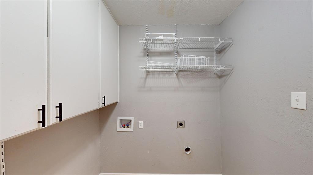 6920 Westover Drive Property Photo 13