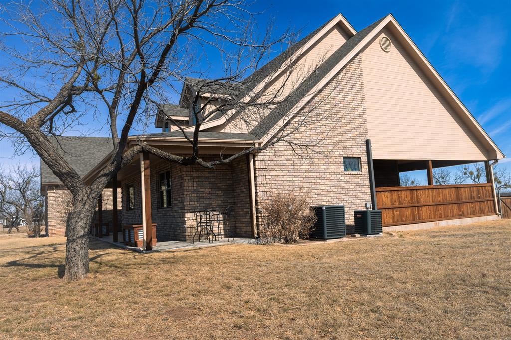 213 Crooked Creek Road Property Photo 7