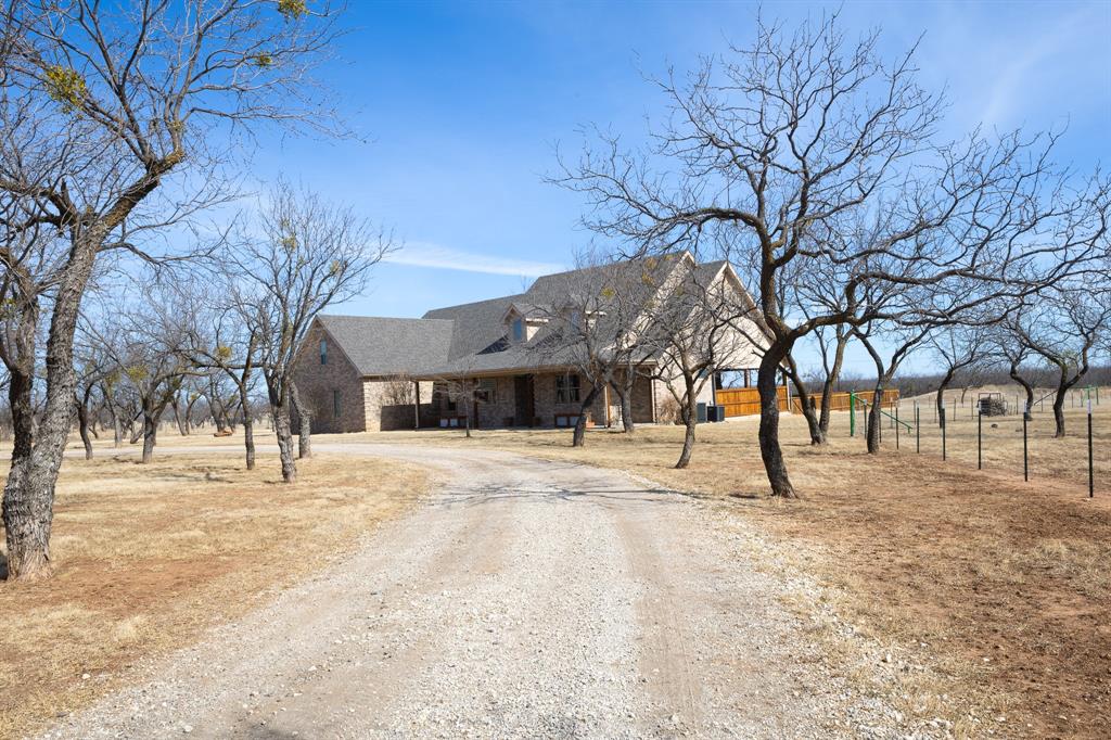 213 Crooked Creek Road Property Photo 9