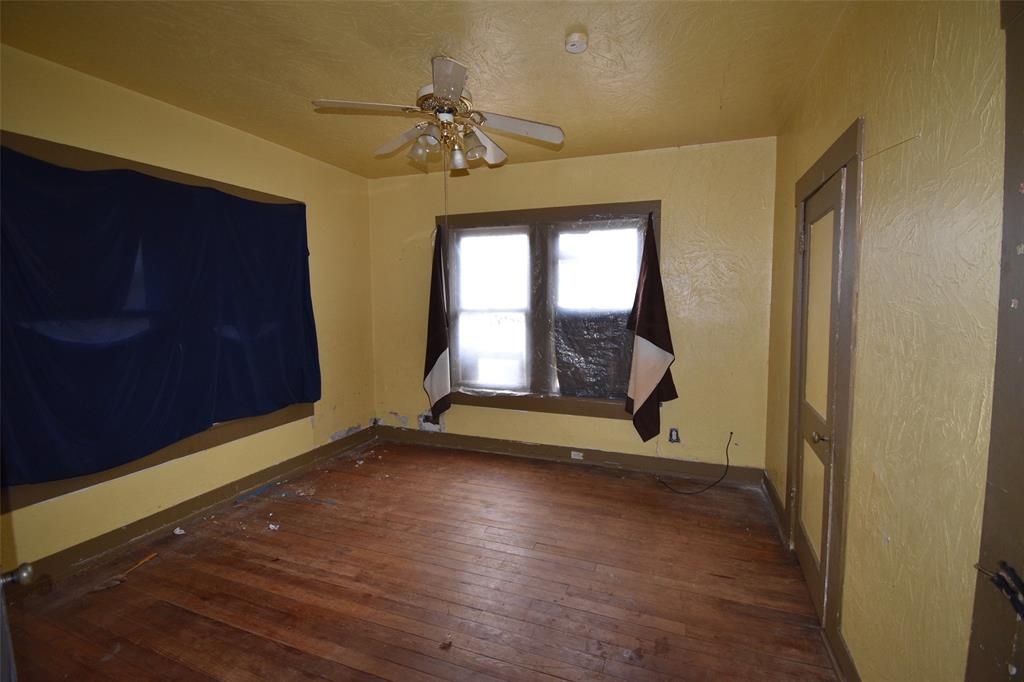 3121 Hollywood Avenue Property Photo 6