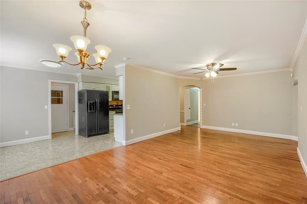 8631 Charing Cross Lane Property Photo 14