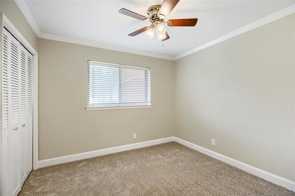 8631 Charing Cross Lane Property Photo 20