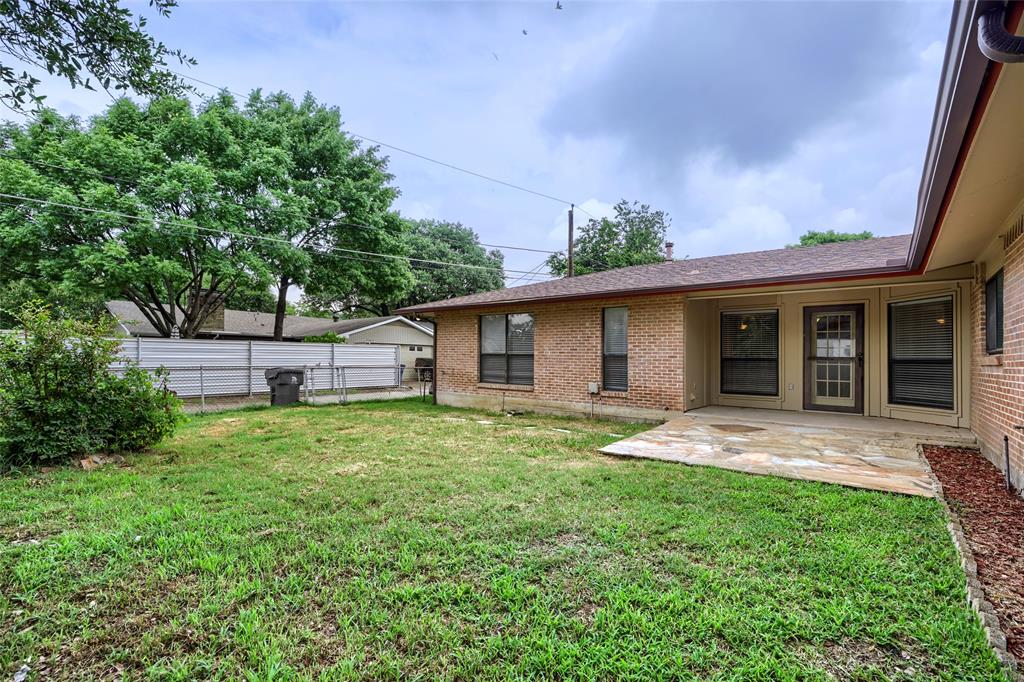 8631 Charing Cross Lane Property Photo 27