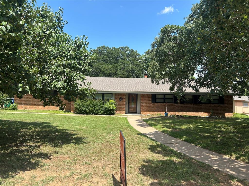 1103 Rolling Hills Drive Property Photo 1
