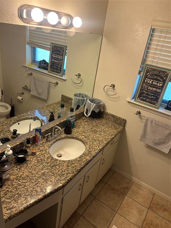 1103 Rolling Hills Drive Property Photo 13