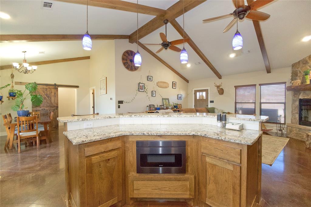 700 N Mesquite Street Property Photo 7