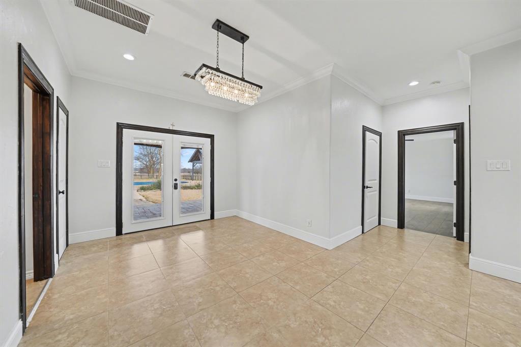 661 Majors Drive Property Photo 8
