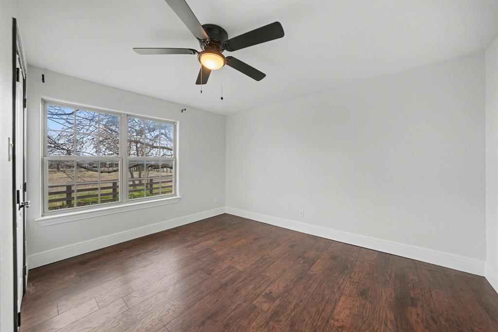 661 Majors Drive Property Photo 9