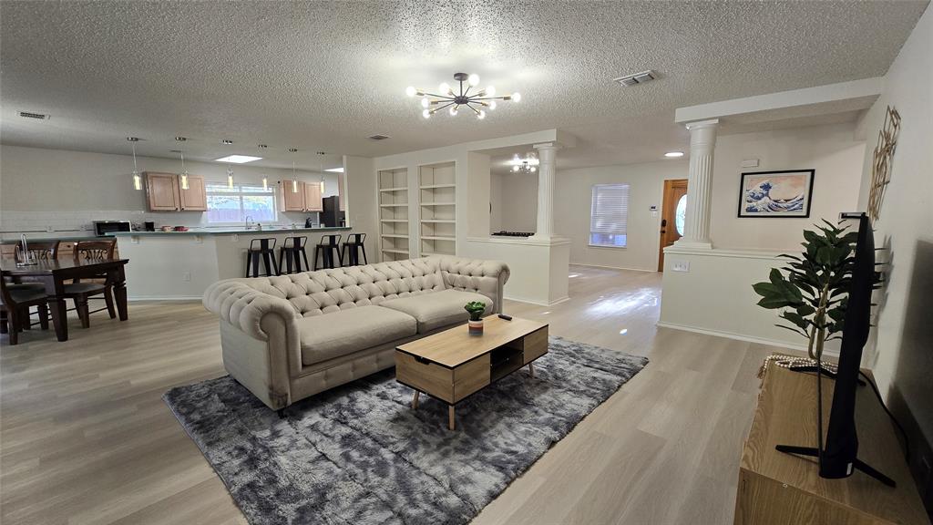 5256 Chessie Circle Property Photo 3