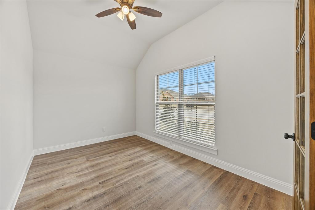 1401 Oak Valley Property Photo 17