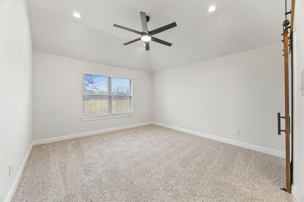 1401 Oak Valley Property Photo 22