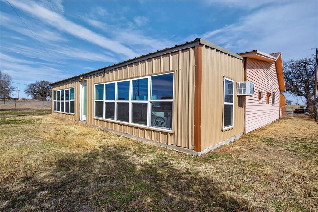 900 Fm 2921 Property Photo 12