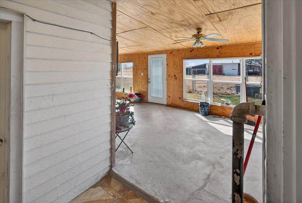 900 Fm 2921 Property Photo 40