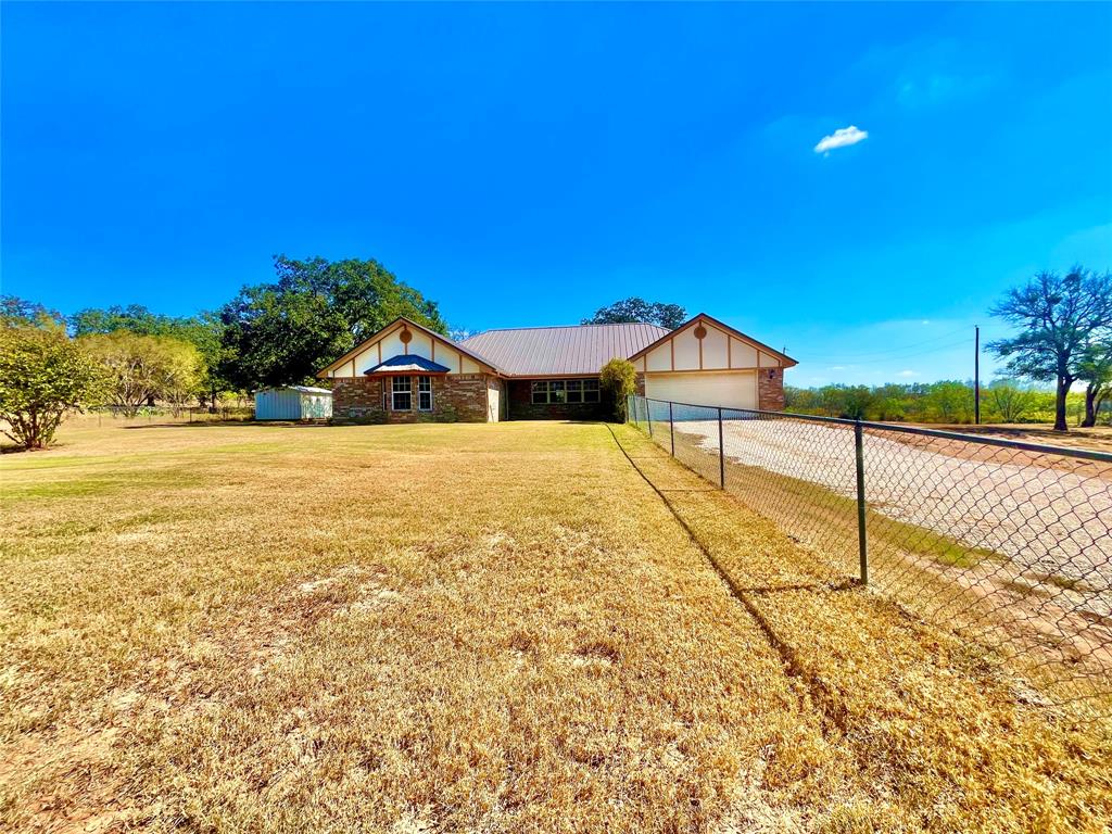 1340 N Us Hwy 281 Property Photo 1