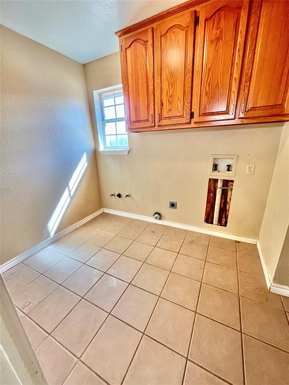 1340 N Us Hwy 281 Property Photo 6