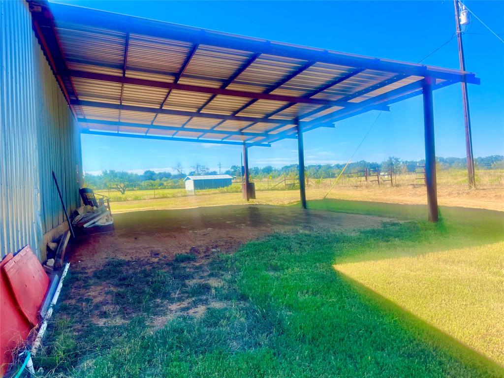1340 N Us Hwy 281 Property Photo 23