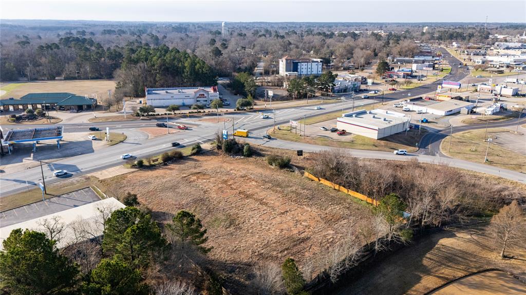 1411 Us 259 Property Photo 4