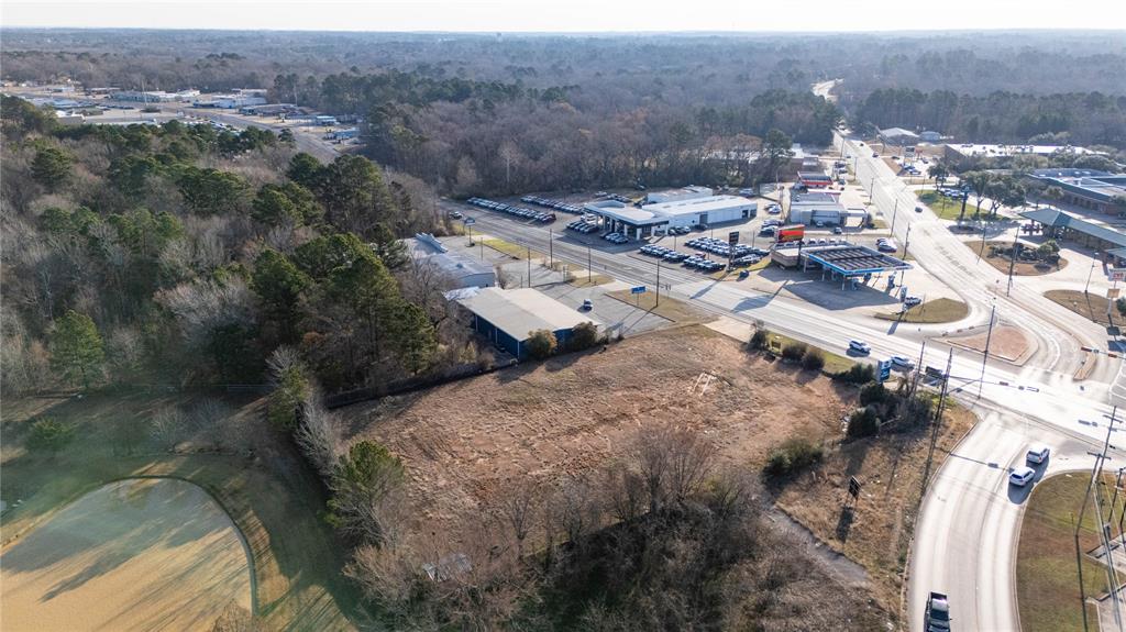 1411 Us 259 Property Photo 5