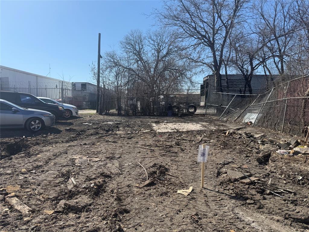 1807 S Malcolm X Boulevard Property Photo 11
