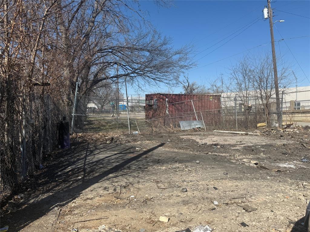 1807 S Malcolm X Boulevard Property Photo 13