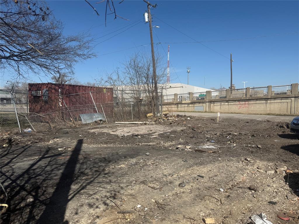 1807 S Malcolm X Boulevard Property Photo 14