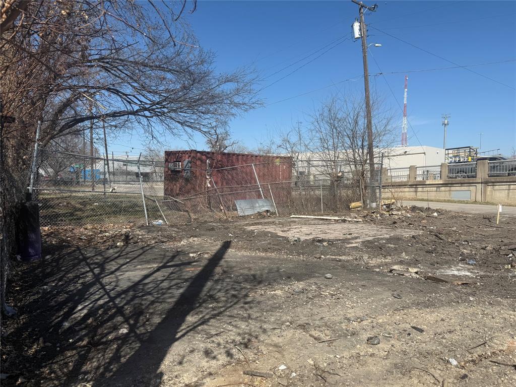 1807 S Malcolm X Boulevard Property Photo 15