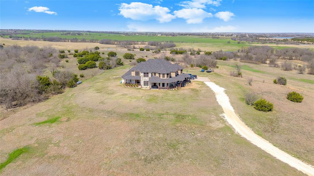 4520 S Nolan River Road Property Photo 5