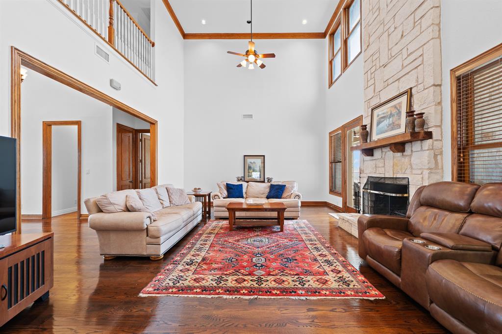 4520 S Nolan River Road Property Photo 20