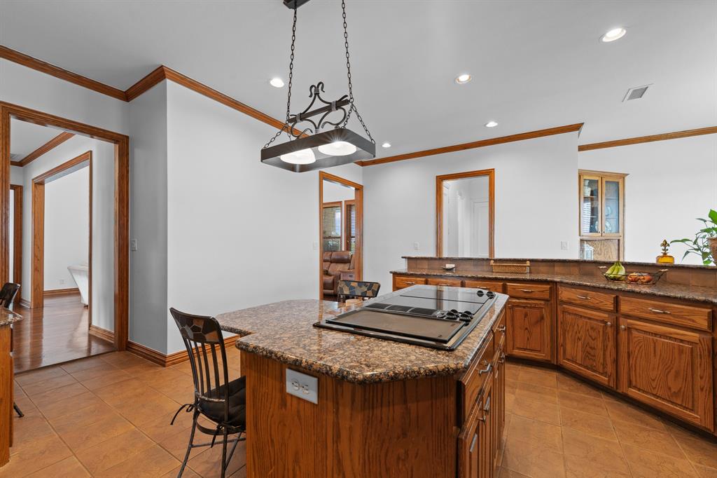 4520 S Nolan River Road Property Photo 26