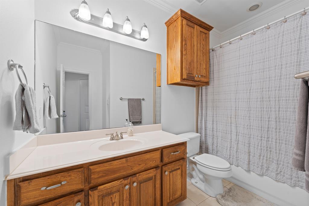 4520 S Nolan River Road Property Photo 34